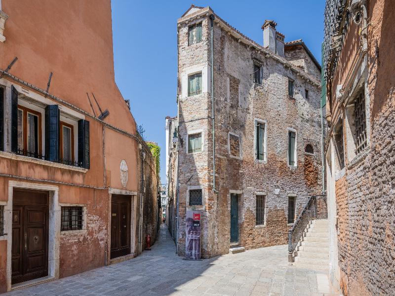 Palazzo Paruta - Oda