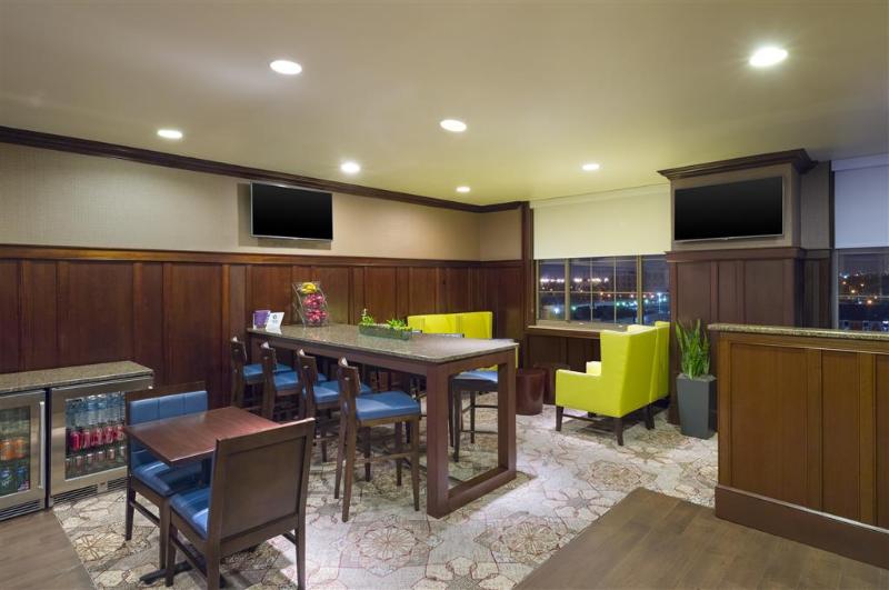 Sheraton JFK - Restoran