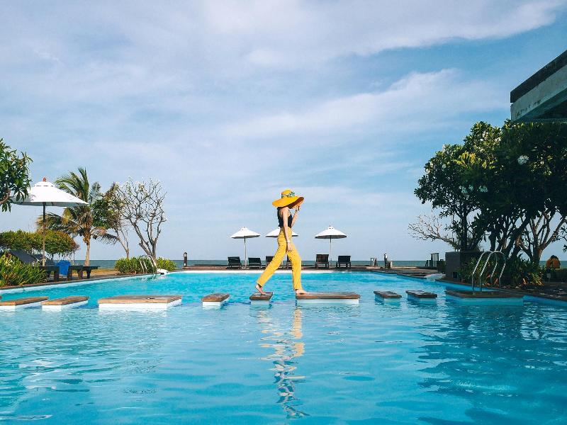 I Tara Resort & Spa Cha Am - Havuz