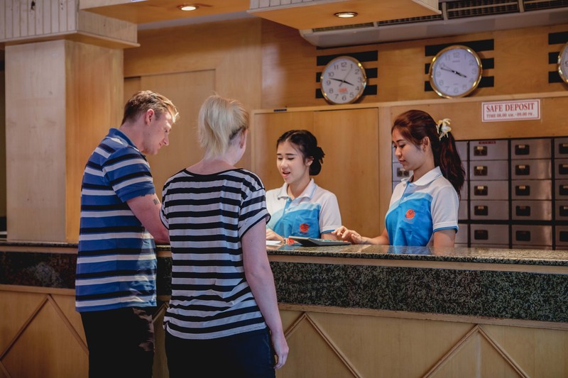 Eastiny Bella Vista Hotel - Lobi