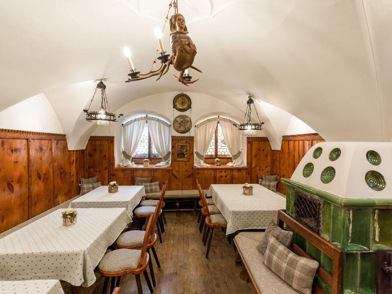 Gasthof Unterm Rain - Lobi