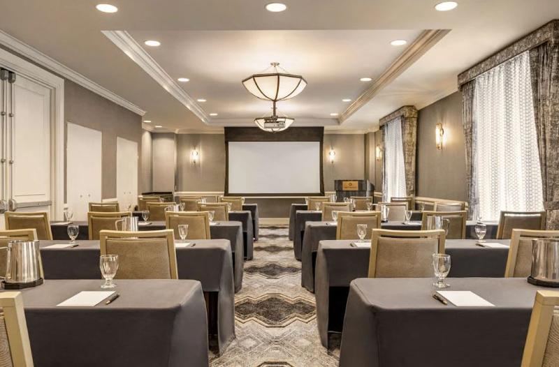 Martinique New York on Broadway, Curio By Hilton - Toplantı