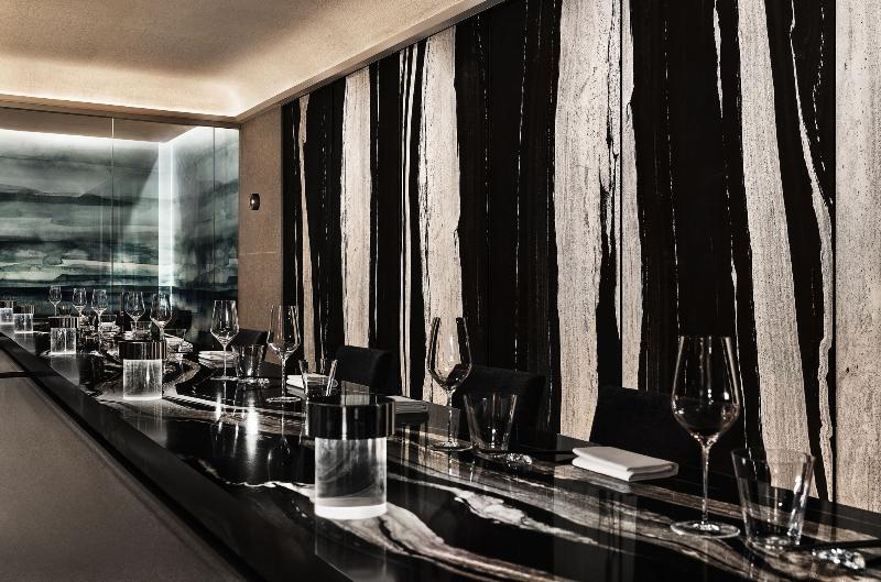 Martinique New York on Broadway, Curio By Hilton - Restoran