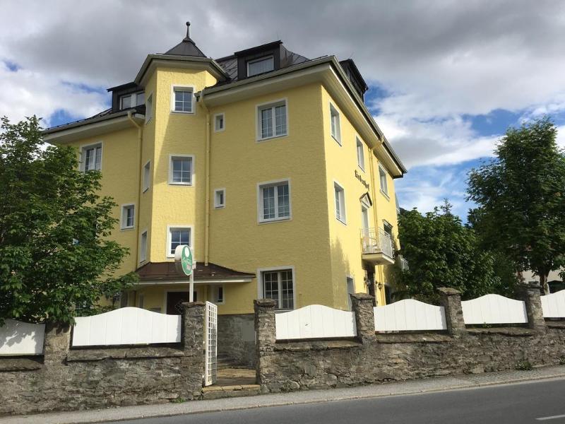 Der Lindenhof - Genel