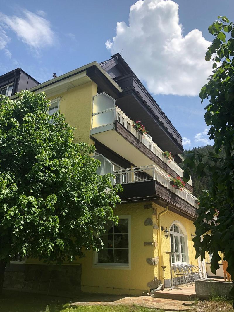 Der Lindenhof - Genel