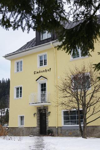 Der Lindenhof fotoÄŸrafÄ±
