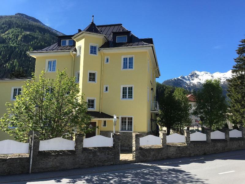 Der Lindenhof - Genel