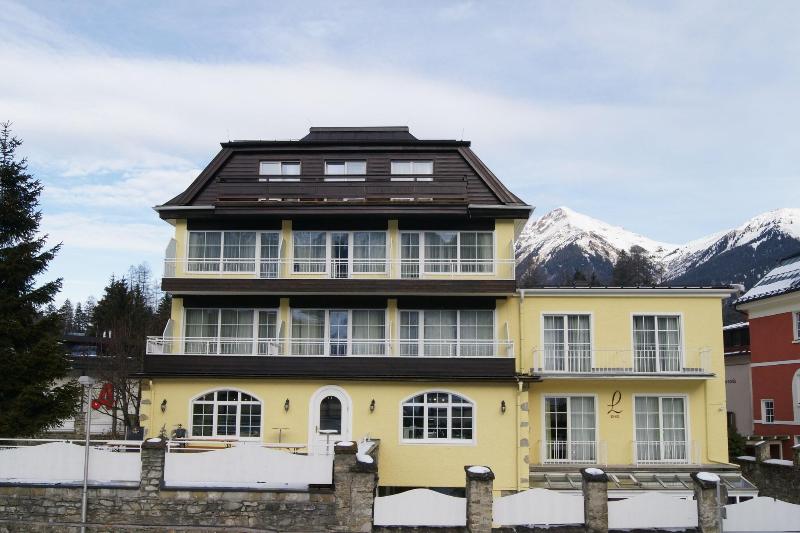 Der Lindenhof - Teras