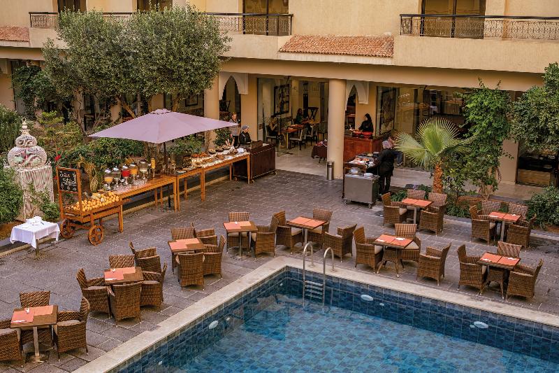 Red Hotel - Teras