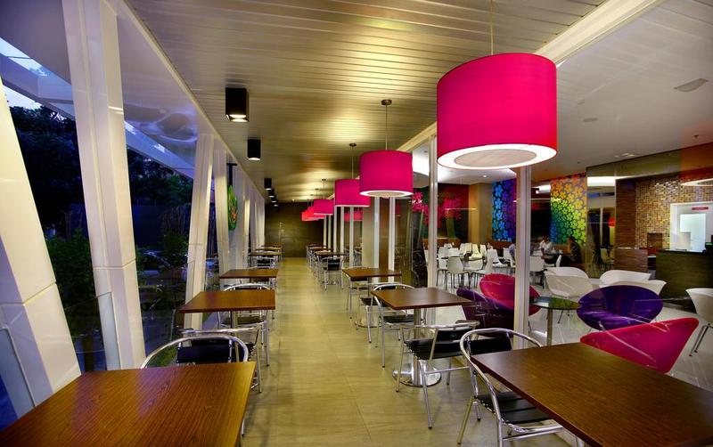 Swiss-Belinn Wahid Hasyim - Bar