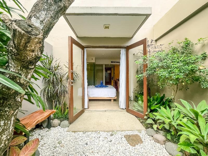 Kuta Beach Hotel - Oda