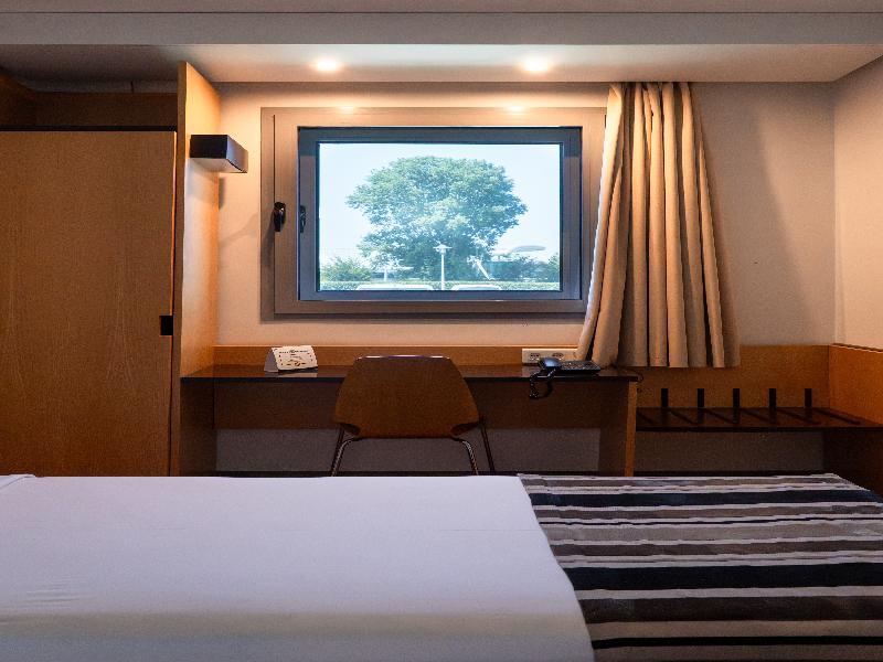 Park Hotel Porto Aeroporto - Oda