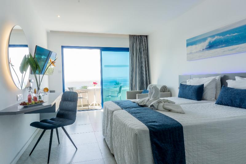 Anonymous Beach Hotel - Oda