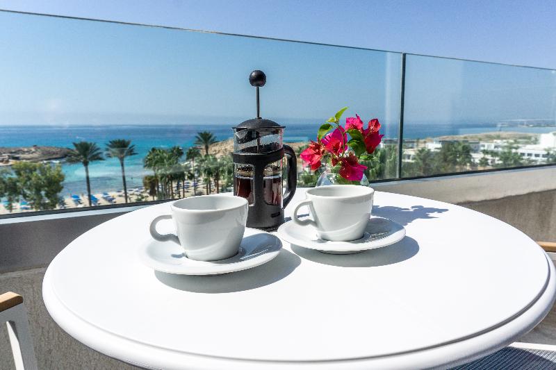 Anonymous Beach Hotel - Oda