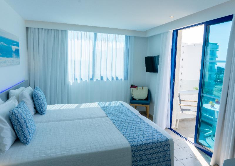 Anonymous Beach Hotel - Oda