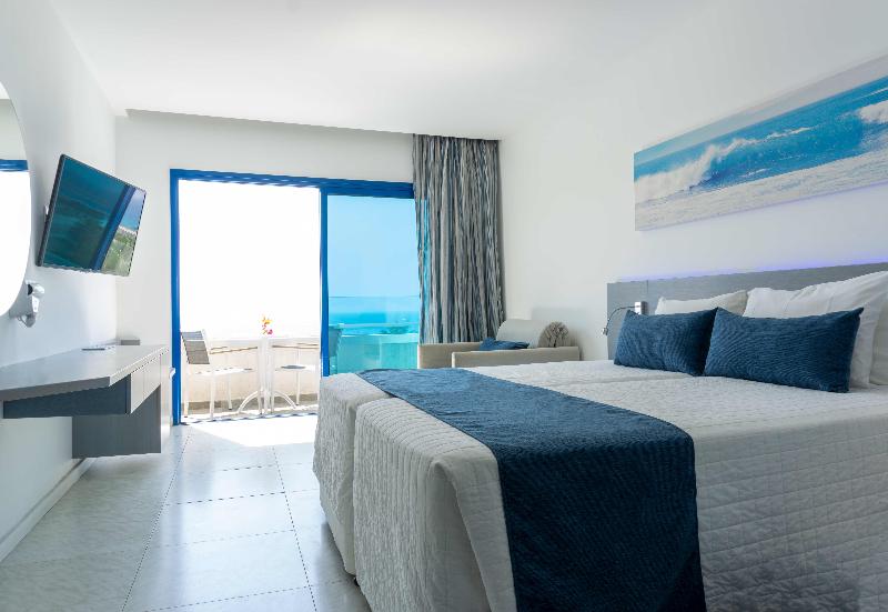 Anonymous Beach Hotel - Oda