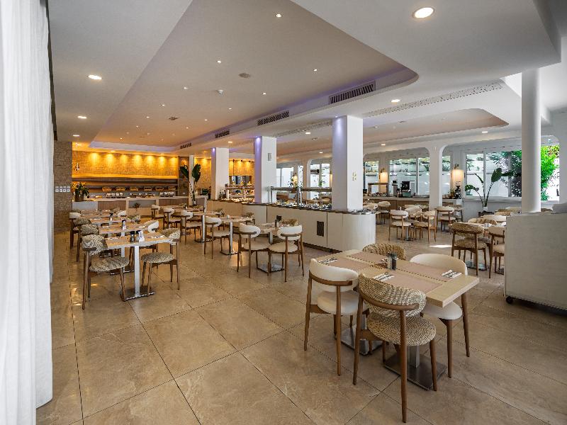 Anonymous Beach Hotel - Restoran
