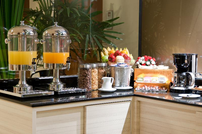 Amber Boutique Silom - Restoran