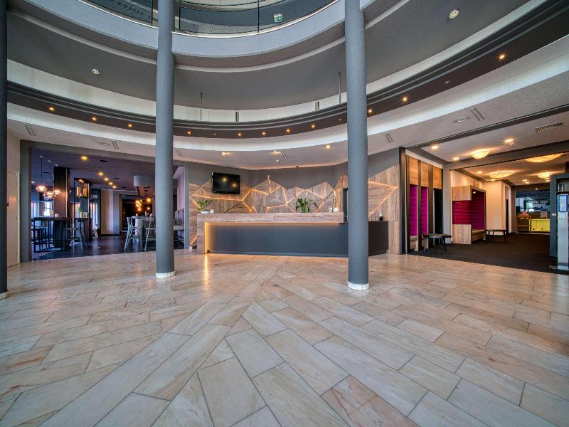 PLAZA INN Salzburg Messe - Lobi