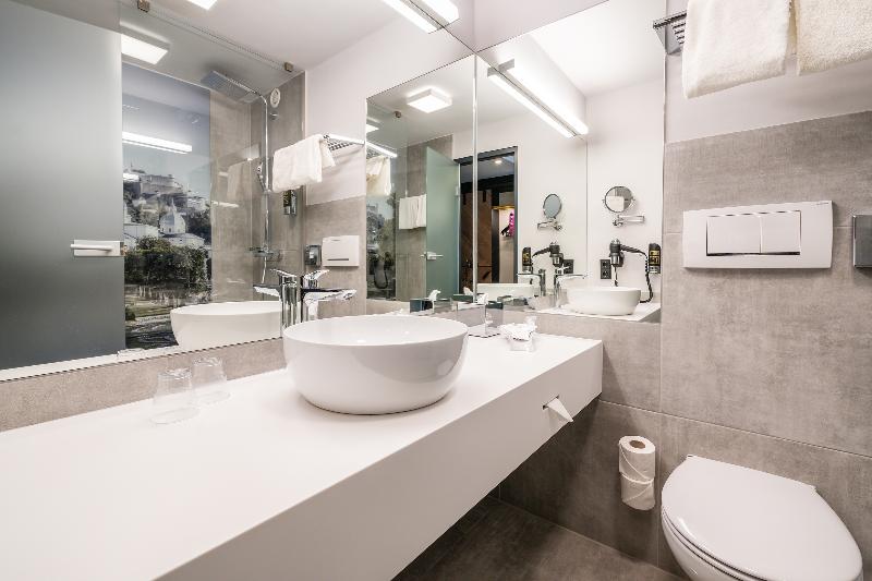 PLAZA INN Salzburg Messe - Oda