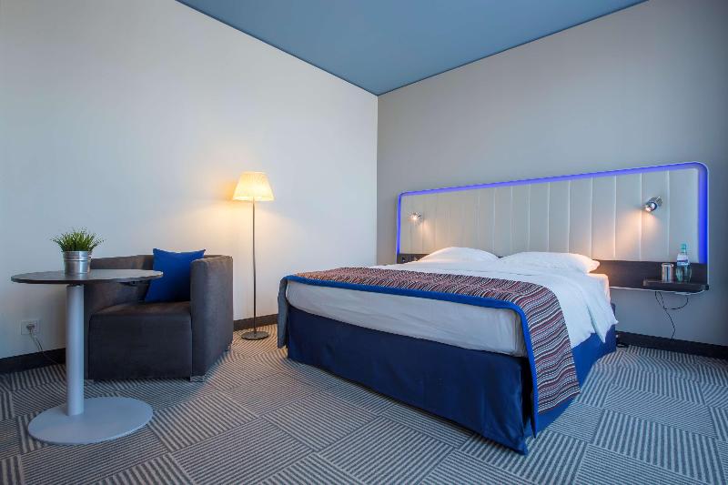 Park Inn by Radisson Stuttgart - Toplantı