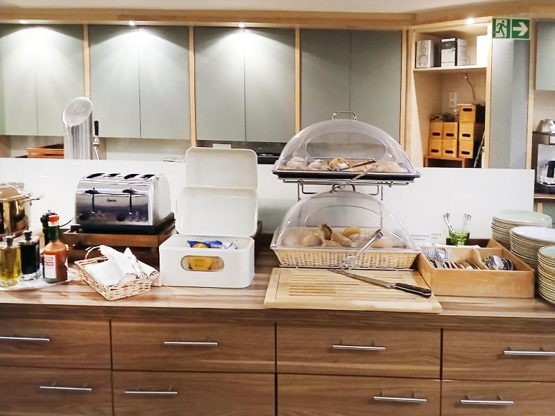Garner Hotel Stuttgart City Centre by IHG - Restoran