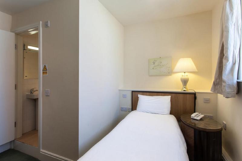 Scarisbrick Hotel - Oda