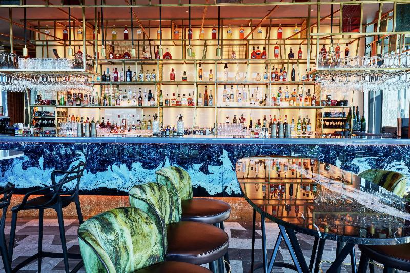 DoubleTree by Hilton Tower of London - Bar