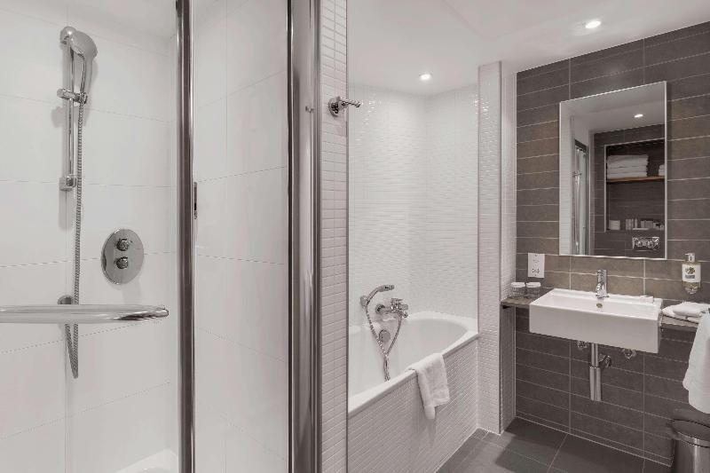 DoubleTree by Hilton Tower of London - Oda