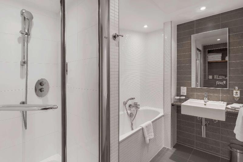 DoubleTree by Hilton Tower of London - Oda