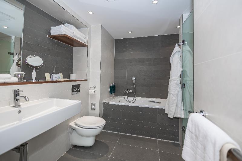 DoubleTree by Hilton Tower of London - Oda