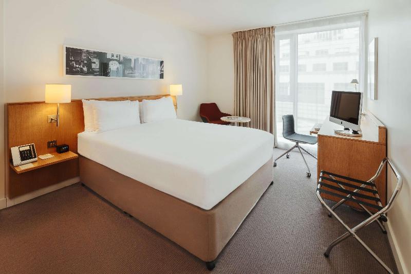 DoubleTree by Hilton Tower of London - Oda