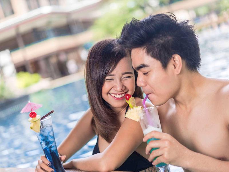 Novotel Phuket Vintage Park - Bar