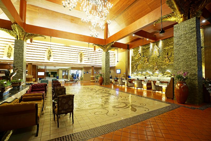 Novotel Phuket Vintage Park - Lobi