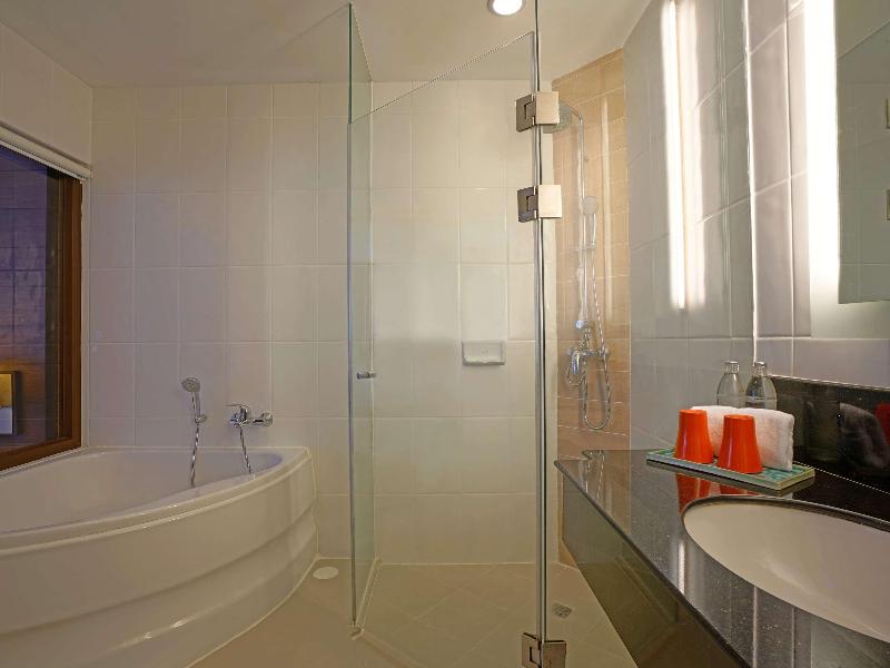 Novotel Phuket Vintage Park - Oda
