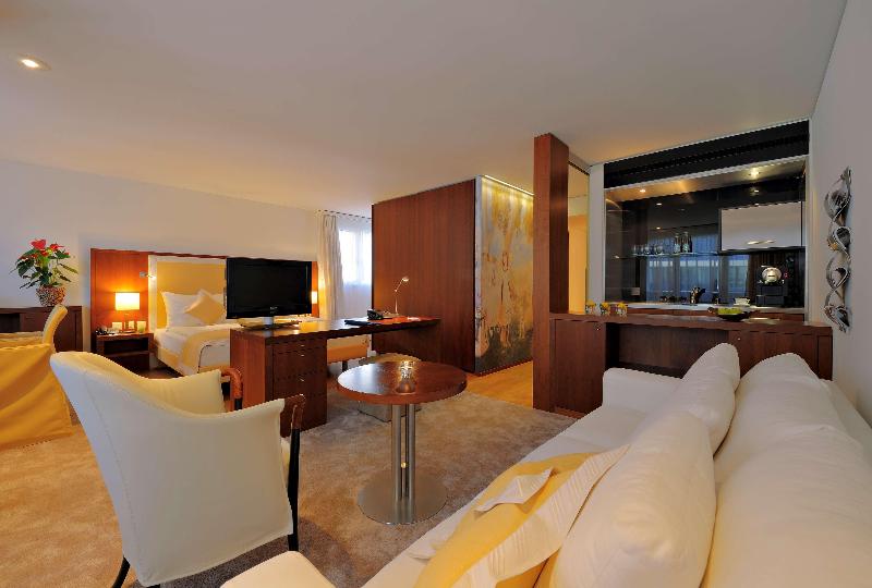 Radisson Blu Hotel, St Gallen - Oda