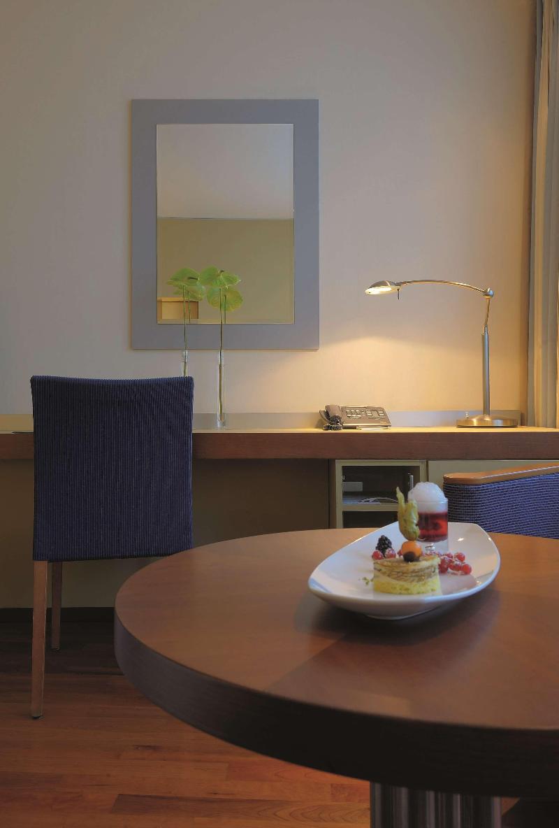 Radisson Blu Hotel, St Gallen - Oda