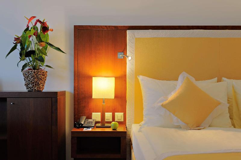 Radisson Blu Hotel, St Gallen - Oda