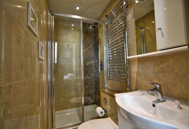 Hyde Park Apartments - Oda