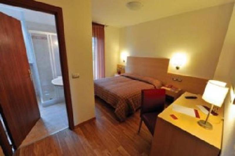 Alphotel Milano - Genel