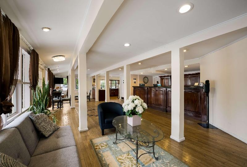 SureStay Plus by Best Western Woodbury Inn - Lobi