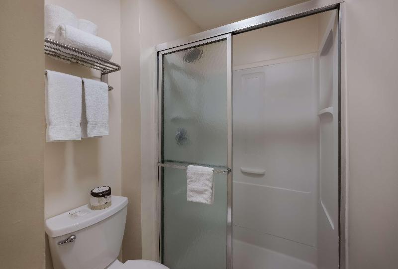 SureStay Plus by Best Western Woodbury Inn - Oda