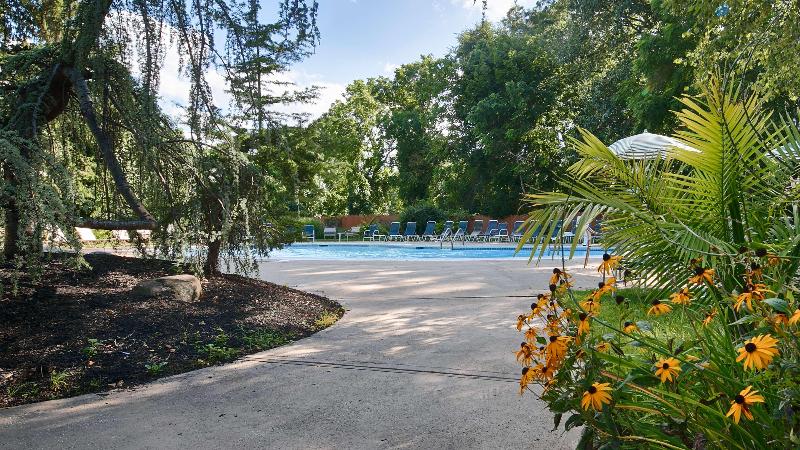 SureStay Plus by Best Western Woodbury Inn - Havuz