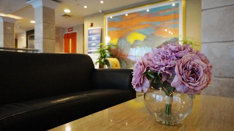 Best Western Queens Court Hotel - Lobi