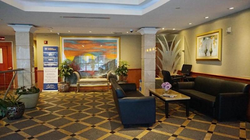 Best Western Queens Court Hotel - Lobi