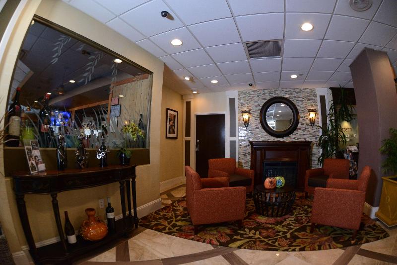 Best Western Mill River Manor - Lobi