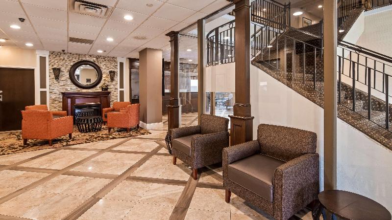Best Western Mill River Manor - Lobi