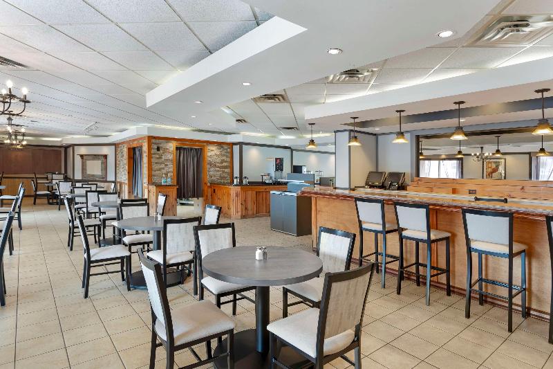 Best Western Mill River Manor - Restoran