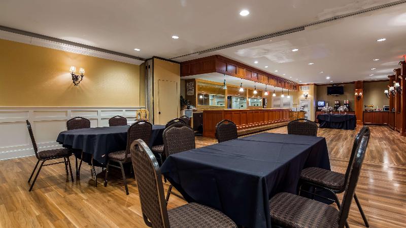 Best Western Mill River Manor - Restoran