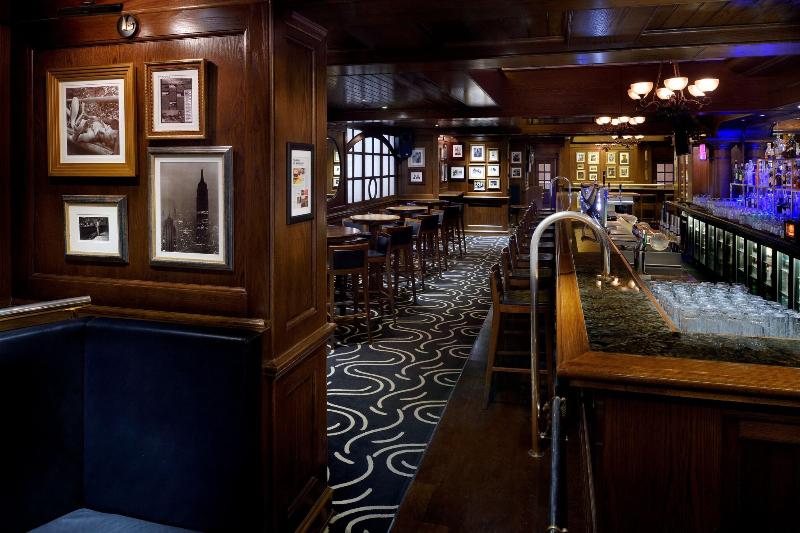 Delta Hotels by Marriott Jumeirah Beach - Bar